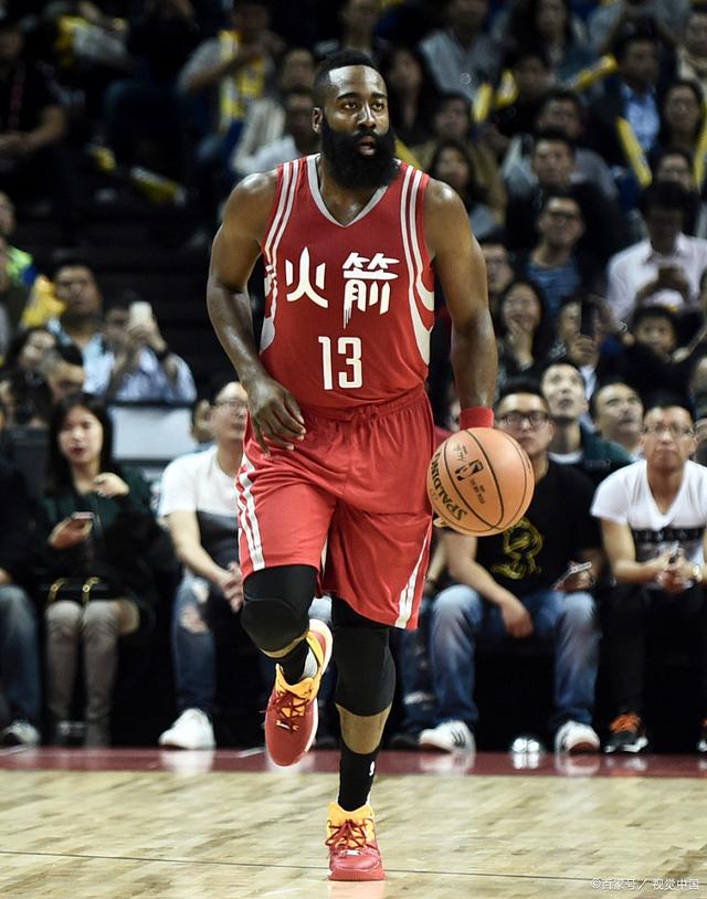 关于厄普顿主帅调整阵容取胜，球队消化连败阴影的信息
