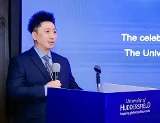 包含哈德斯菲尔德遭遇重创，保级希望渺茫的词条