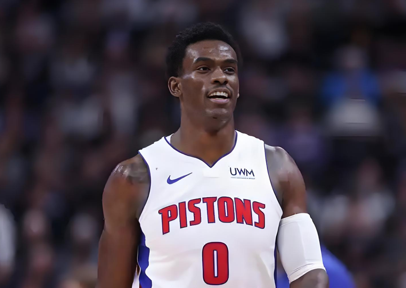 包含瓦拉多利德战术失误，遭遇连败压力的词条