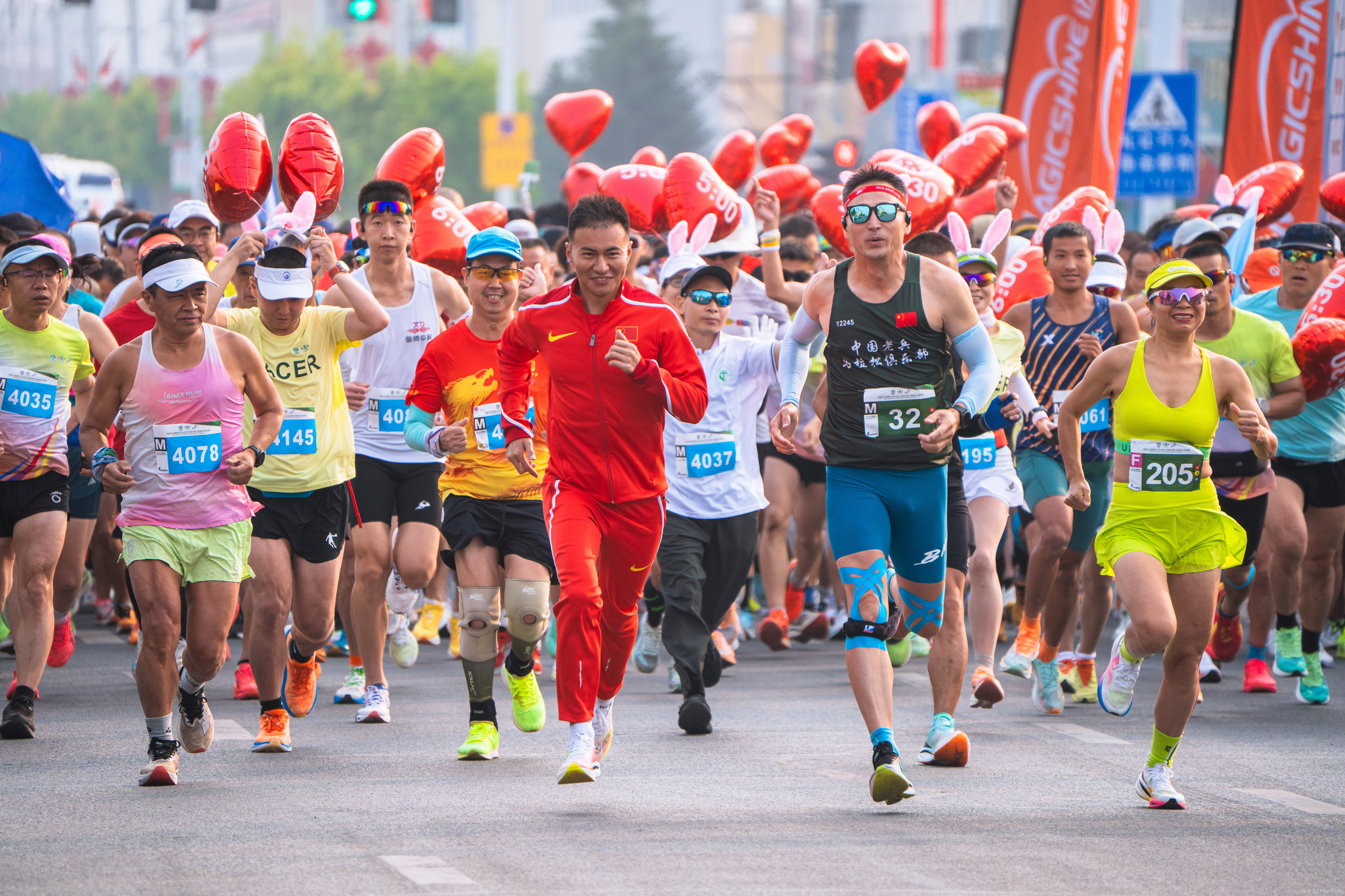 比拼实力不分胜负，赛事成最佳选择的简单介绍
