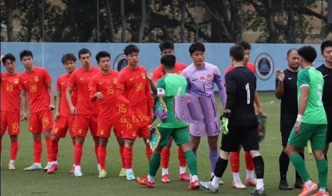 斯旺西取得关键胜利，保级压力减轻 