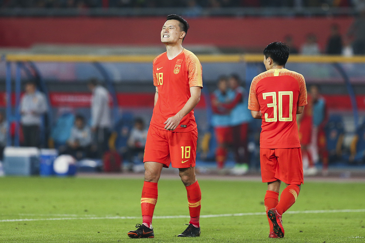 澳门球队失利惨淡，亚洲足球瞩目不已 