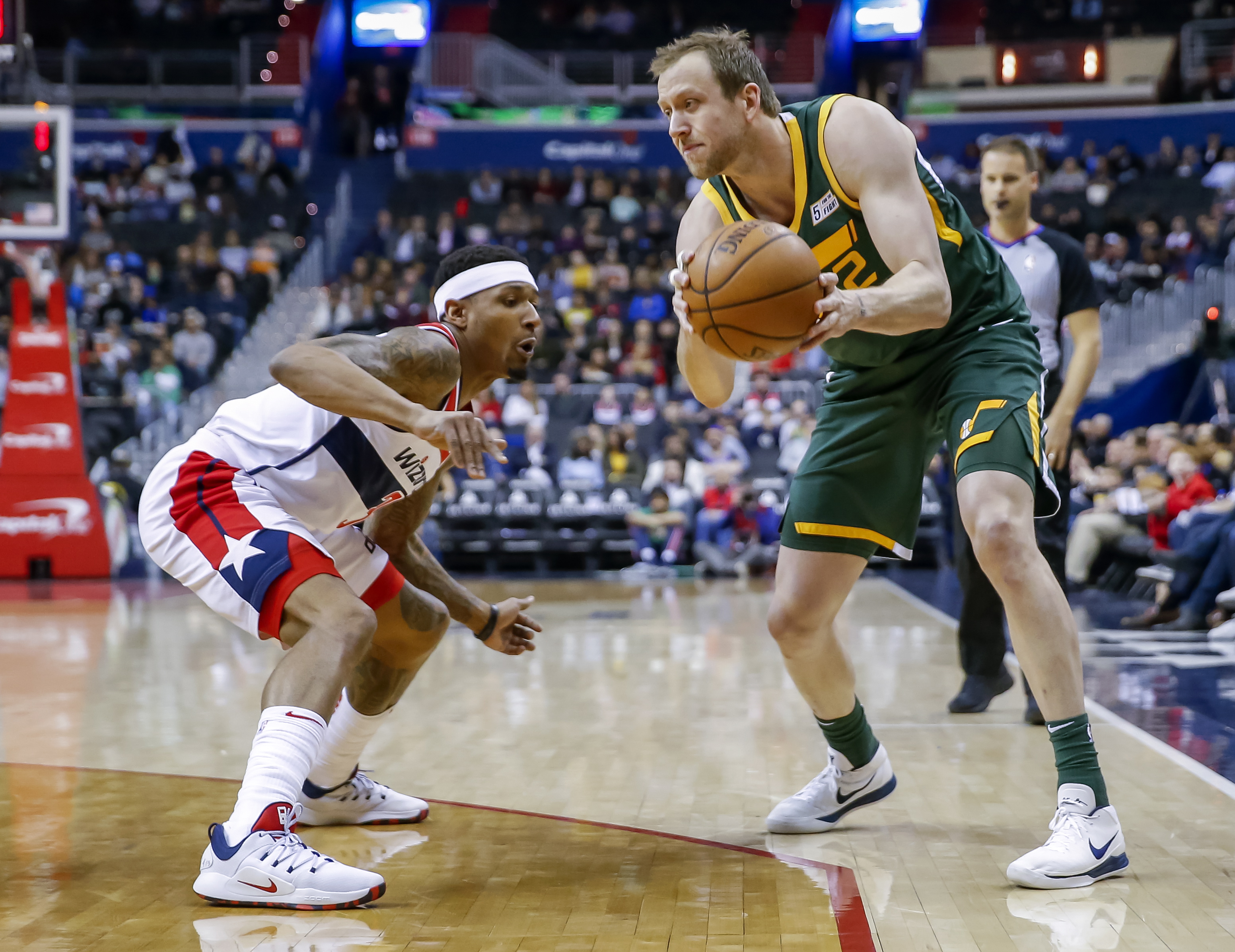 包含加拿大篮球联盟精彩比赛连连，球队表现抢眼的词条